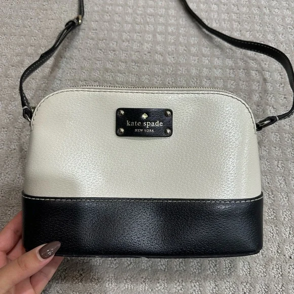 Kate Spade - Black & White Crossbody Bag - Picture 3 of 4